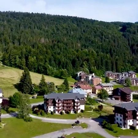 Charmant Appartement Au Pied Des Pistes De Леле Екстер'єр фото